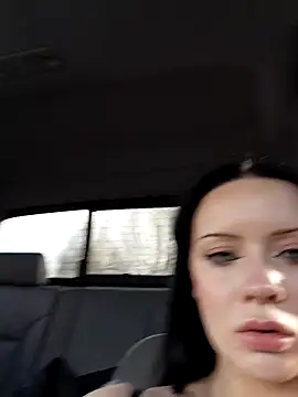 EVILYN Live Webcam on Stripchat