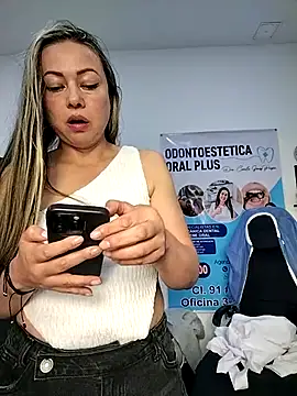 madisson-04_ (G milf) - FountainSQUIRTBehindCo-Worker-TICKET