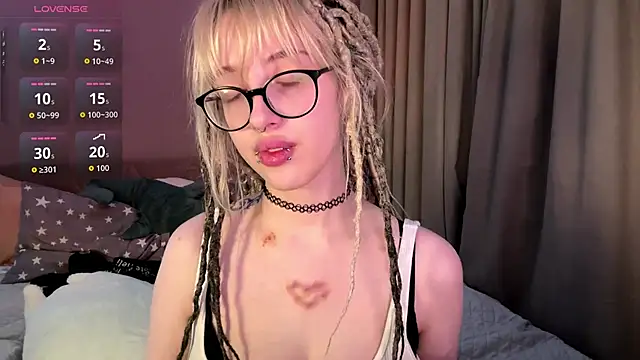 milkmoriee - Milkmoriee's free webcam - UK Sex Cams