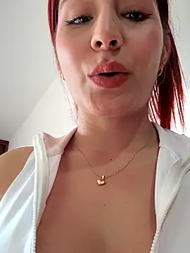 LINDA_PATTY94 webcam