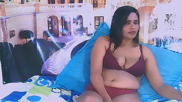 Luciousindian69 webcam