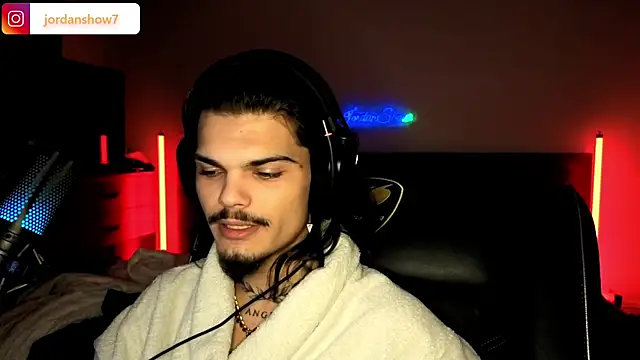 JordanShow webcam