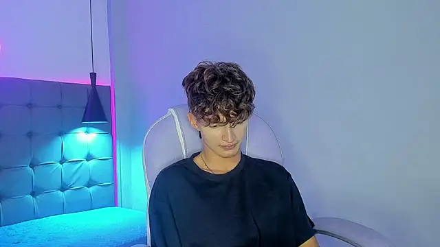 NicolasFerrer18 webcam