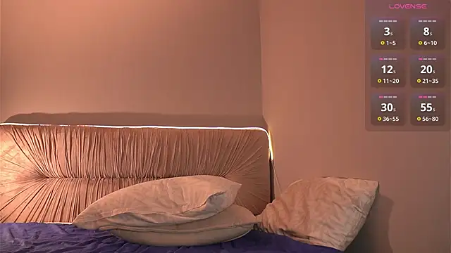 aftonchappel (F teen) - Slopy lisck dildo close-up