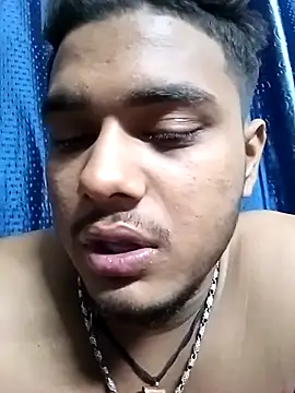 sexy_boy_adi1 - Sexy_boy_adi1's free webcam - UK Sex Cams