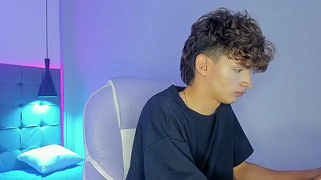 NicolasFerrer18 webcam