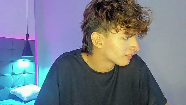 NicolasFerrer18 webcam