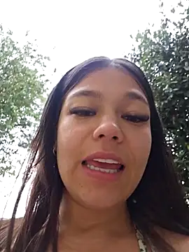 alyshanon18 (F young) - SUCK BOOBS