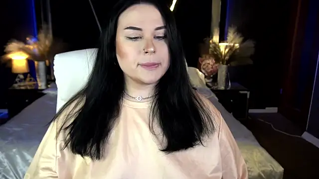 SerahMirabeli webcam