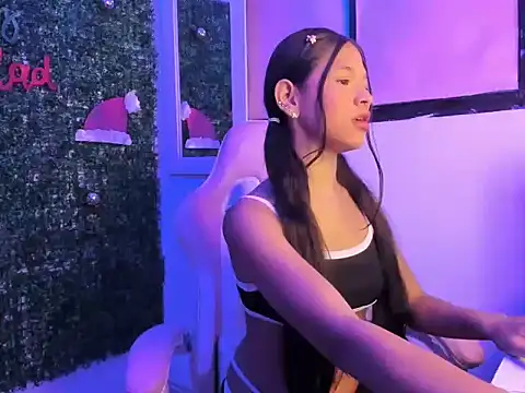 caylin_dolls2 webcam