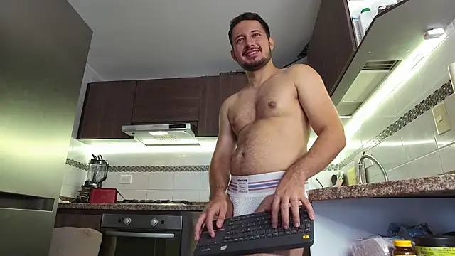 maxdoggy1 - Maxdoggy1's free webcam - UK Sex Cams