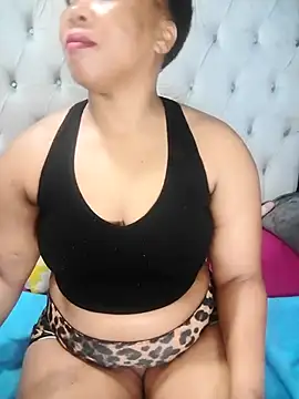 massive_booty25 webcam