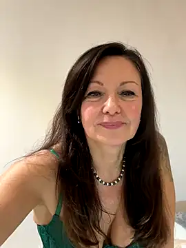 HotLdyllic Live Webcam on Stripchat