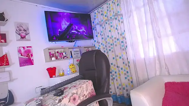 sarahh_angeel webcam