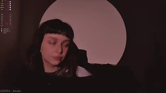 MichaellaMoon webcam