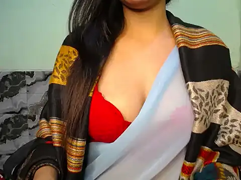Hot_Malikaa