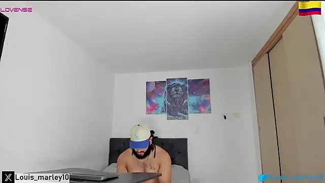 Louis_marley__ webcam