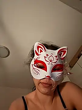 SweetSun69 webcam