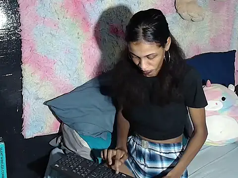 IndianShyBaby webcam