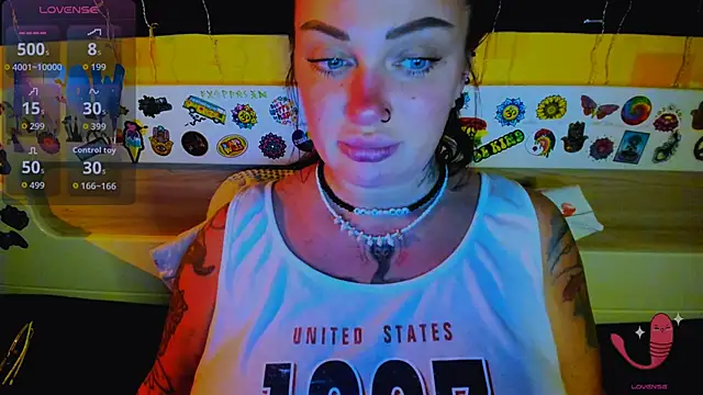 EllieOz webcam