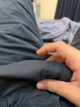 blahnextdoor - BlahNextDoor's free webcam - UK Sex Cams