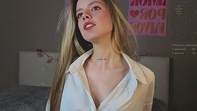 TiffinyMergist webcam