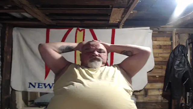 Newfiesausage1972 webcam