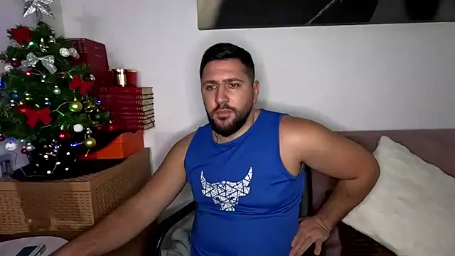 Gold_Alpha_Boy webcam