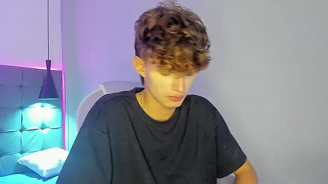 NicolasFerrer18 webcam