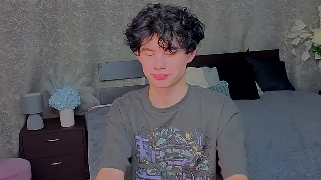 cute_mike (M twink) - dog style