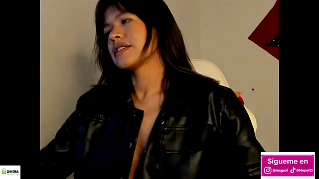 meganthompsonn22 - Meganthompsonn22's free webcam - UK Sex Cams