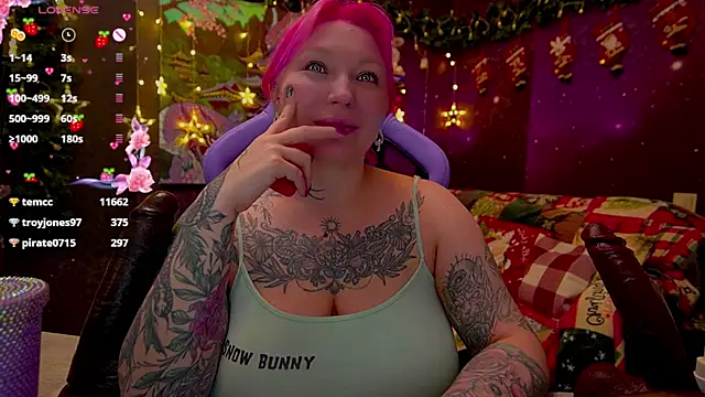 BlackedBarbie webcam