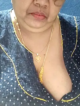 tamilthanushri (F milf) - Apple 🍎 phone