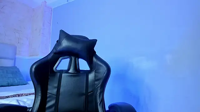 KimberlyLoren webcam