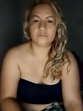 Karoline_milf_hot webcam