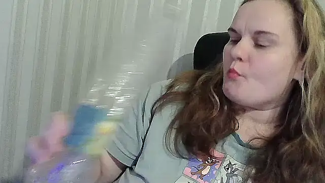 HarmonyKareraa webcam