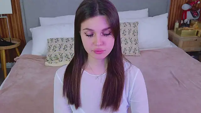 RihannaRose Live Webcam on Stripchat