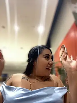 sophie_dreamss (F young) - People nearby, silence#pussy#public