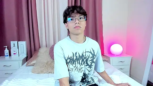 Honeymoon_sariel webcam