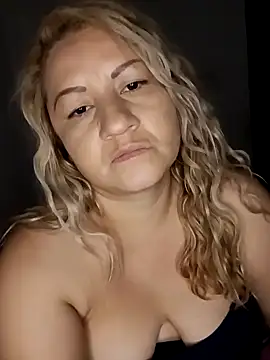 Karoline_milf_hot webcam