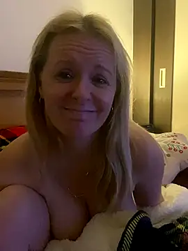 madamlillyrose webcam