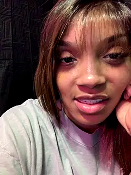 Rakiyahcharms webcam