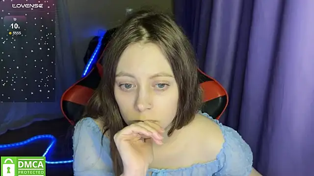 Natural_babe666 webcam