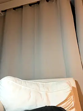 luna_maskedman (Ask my age) - Cum