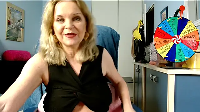 sexyjennyeu (F mature) - Spin The Wheel