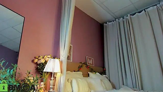 Dearly_Emily Live Webcam on Stripchat