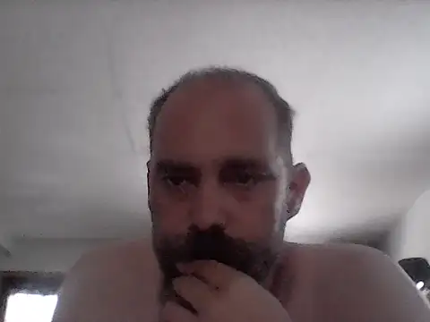 crazyheratic8 webcam