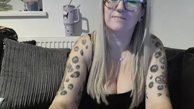 Sizzling_Indie36 webcam