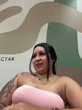 Pretty_Isadora webcam