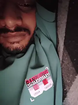 imbadboy4u (M young) - Jerking hardly and cum shot yours